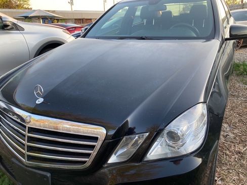 Used 2011 Mercedes-Benz E 350 4MATIC Sedan image 1