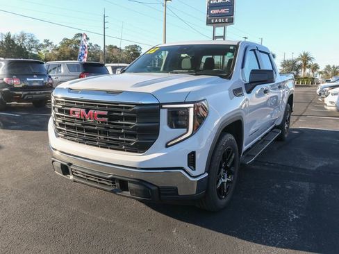 Used 2022 GMC Sierra 1500 Pro w/ Pro Value Package image 3
