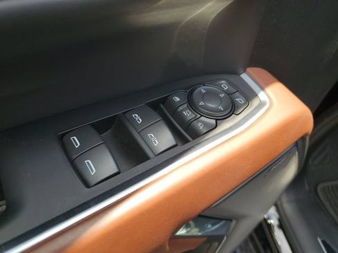 Used 2026 GMC Sierra 3500 Denali Ultimate AWD/4WD image 9