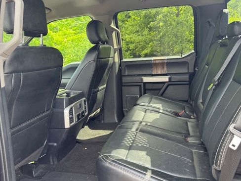 Used 2020 Ford F150 Lariat AWD/4WD image 9