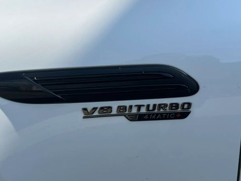 Used 2022 Mercedes-Benz SL 63 AMG 4MATIC image 54