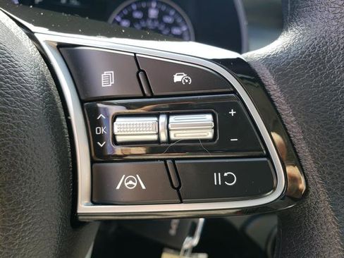 Certified 2023 Kia Forte LXS FWD image 22