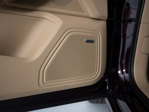 Certified 2024 Porsche Macan S image 21