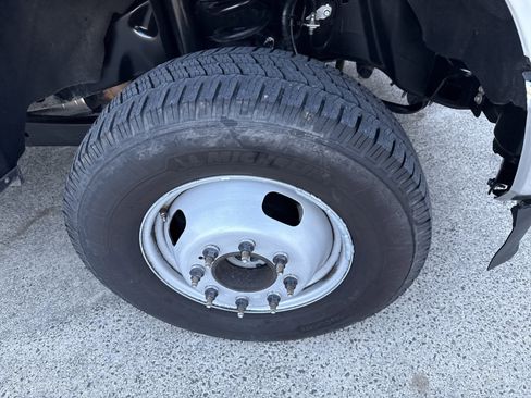 Used 2021 Ford F350 XL w/ Power Equipment Group image 12