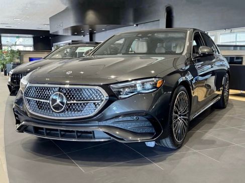 New 2025 Mercedes-Benz E 350 Sedan image 7