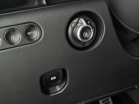 New 2025 McLaren Artura Spider image 20