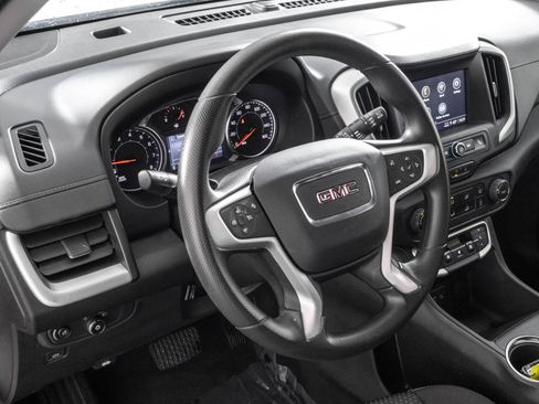 Used 2024 GMC Terrain SLE AWD/4WD image 32