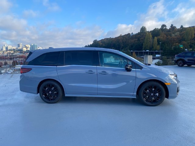 New 2027 Honda Odyssey Sport-L image 3