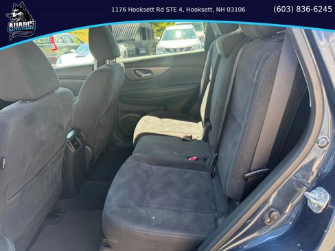 Used 2015 Nissan Rogue SV image 13