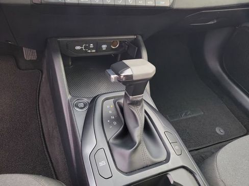 Used 2025 Kia K4 LXS image 22