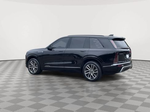 Used 2026 Cadillac Vistiq Sport w/ LPO, Floor Liner Package AWD/4WD image 6