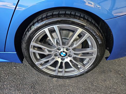 Used 2017 BMW 340i Sedan RWD image 34