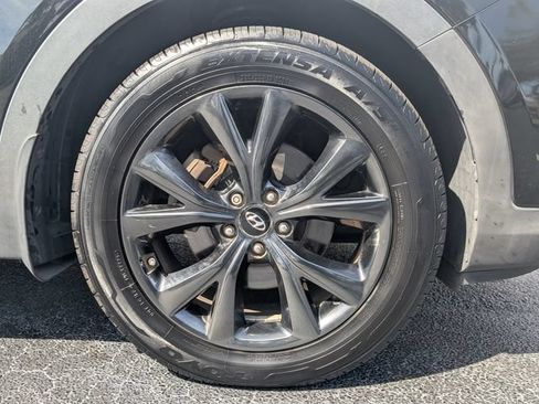 Used 2018 Hyundai Santa Fe Sport FWD image 10