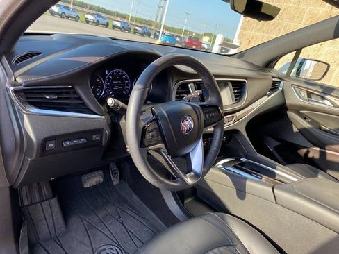 Used 2023 Buick Enclave Avenir w/ Avenir Technology Package image 17