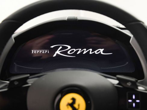 Used 2023 Ferrari Roma image 39