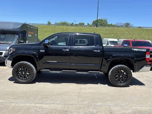 Used 2020 Toyota Tundra Limited w/ TRD Off-Road Package AWD/4WD image 8