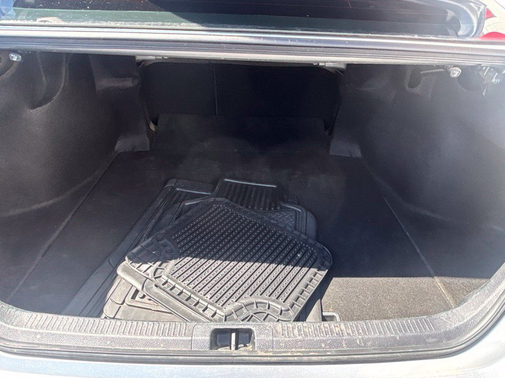 Used 2022 Toyota Camry LE FWD image 29