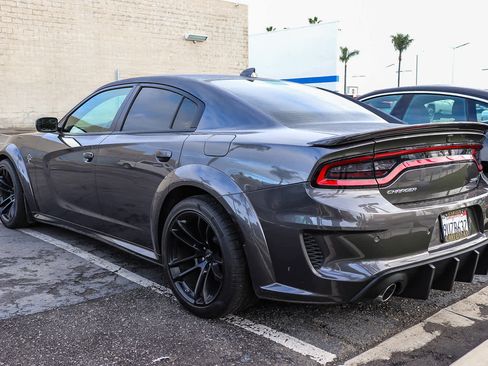 Used 2021 Dodge Charger SRT Hellcat w/ Harman/Kardon Audio Group image 8