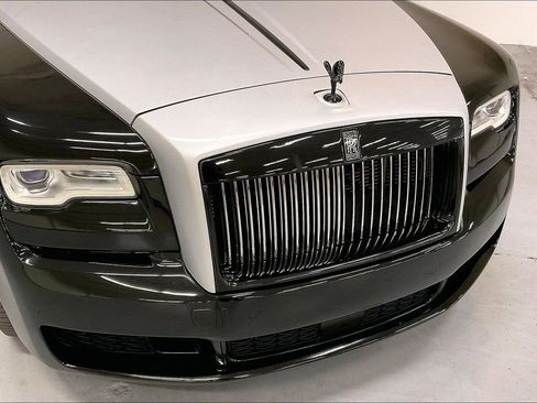 Used 2018 Rolls-Royce Ghost Base image 31
