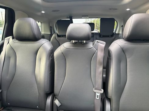 Certified 2024 Kia Carnival SX Prestige FWD image 20