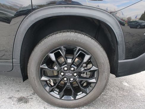 Used 2024 Chevrolet Traverse LS w/ Midnight/Sport Edition image 33