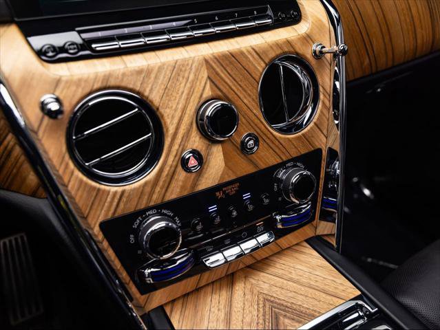 Used 2019 Rolls-Royce Cullinan AWD/4WD image 30