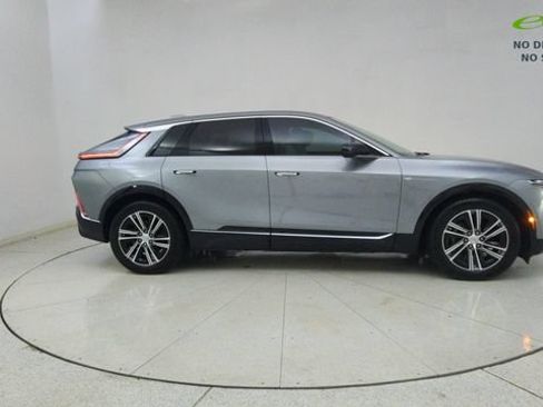 Used 2024 Cadillac Lyriq Luxury AWD/4WD image 65