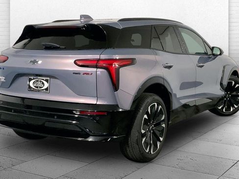 Used 2025 Chevrolet Blazer EV RS AWD/4WD image 13
