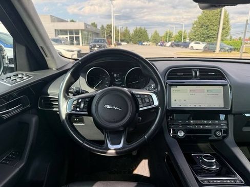 Used 2020 Jaguar F-PACE Prestige AWD/4WD image 7