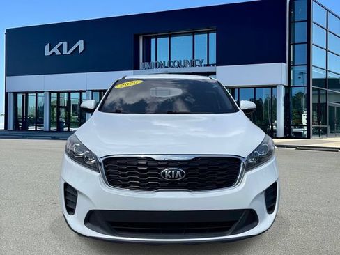 Used 2020 Kia Sorento FWD V6 image 2