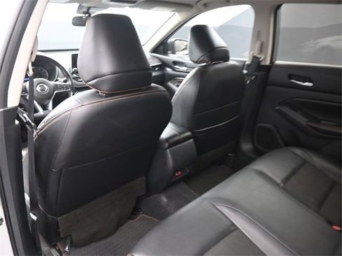 Used 2022 Nissan Altima 2.5 SR image 10