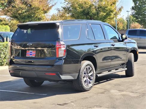 Used 2023 Chevrolet Tahoe Z71 w/ Luxury Package image 5