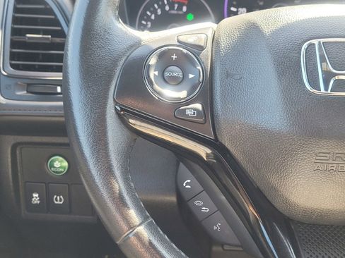 Used 2021 Honda HR-V Sport image 19