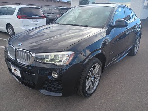 Used 2018 BMW X4 xDrive28i AWD/4WD image 3