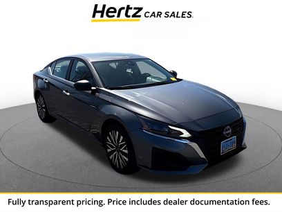 Used 2025 Nissan Altima 2.5 SV