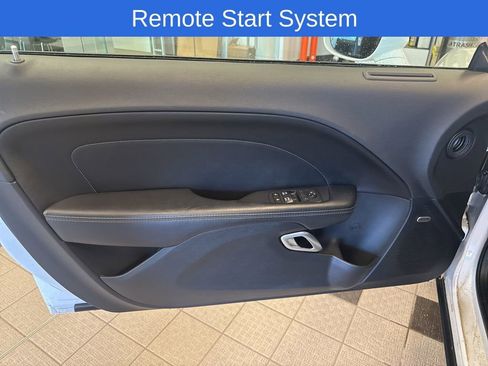Used 2018 Dodge Challenger GT w/ Driver Convenience Group image 17
