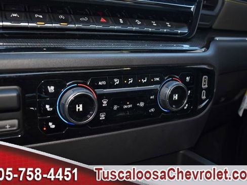 Used 2023 Chevrolet Silverado 1500 ZR2 w/ Technology Package image 39