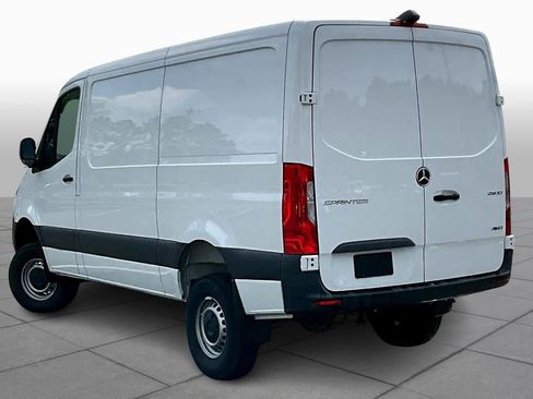 Used 2024 Mercedes-Benz Sprinter 2500 image 7