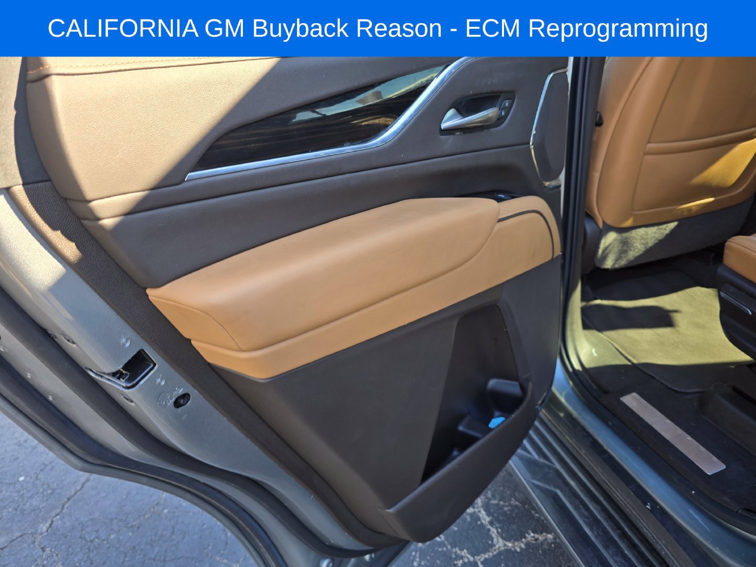Used 2024 Cadillac Escalade Sport w/ Heavy-Duty Trailer Package AWD/4WD image 18