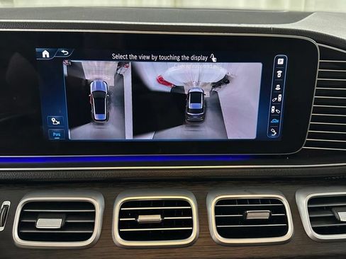 Used 2024 Mercedes-Benz GLE 450 4MATIC w/ AMG Line Exterior image 19