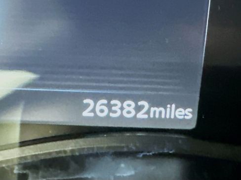 Used 2023 Nissan Kicks SR image 18