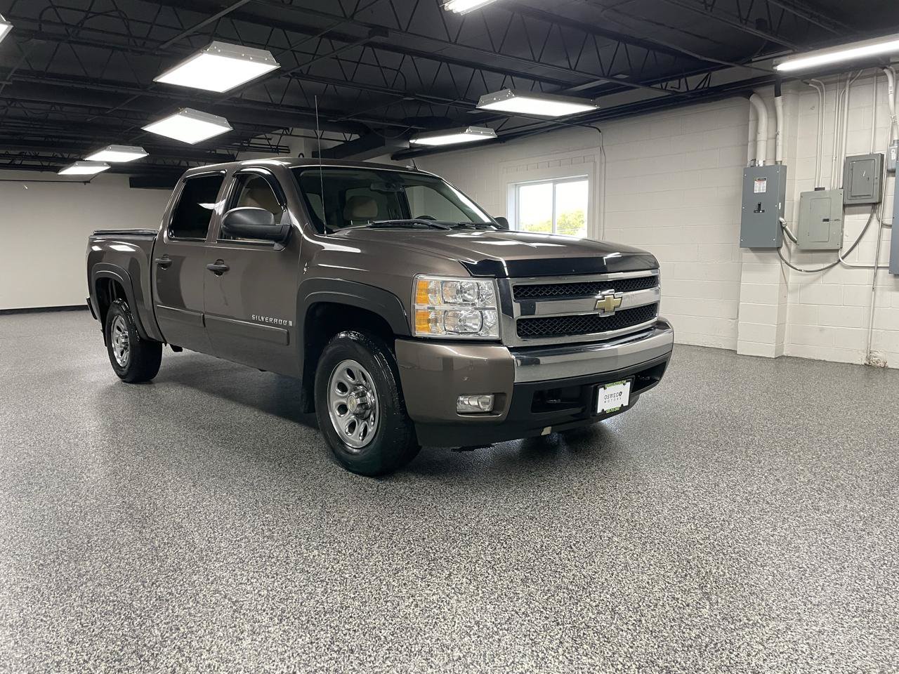 Used 2008 Chevrolet Silverado 1500 LT w/ Power Pack Plus RWD image 3