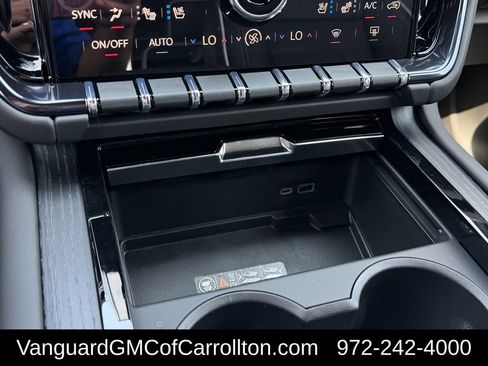 New 2026 GMC Yukon AT4 Ultimate w/ LPO, Floor Liner Package AWD/4WD image 18