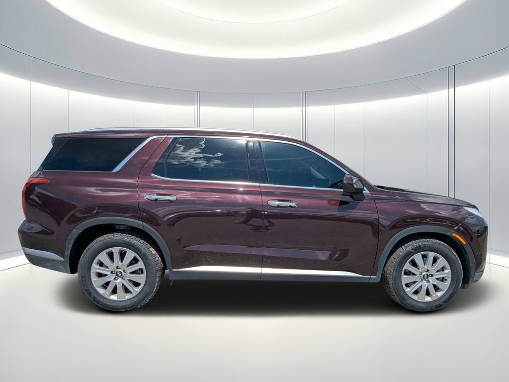 Used 2024 Hyundai Palisade SEL FWD image 3