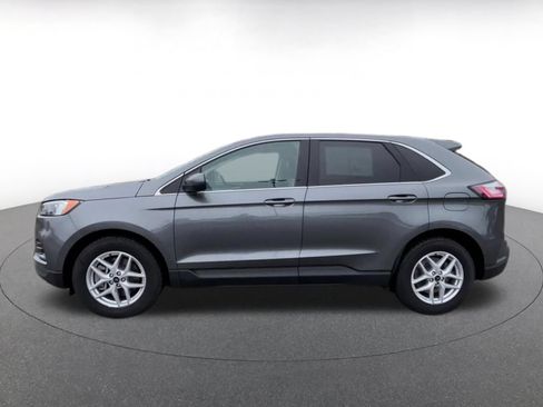 Used 2024 Ford Edge SEL AWD/4WD image 9