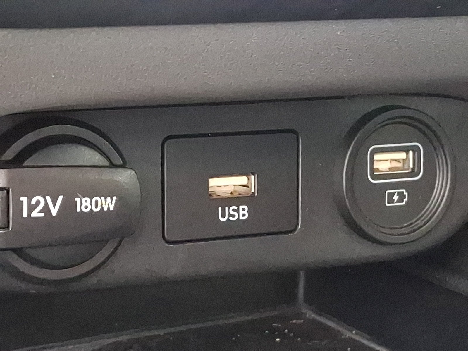 Certified 2022 Hyundai Elantra SEL w/ Convenience + Premium Package FWD image 24