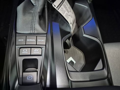 New 2026 Toyota Camry Hybrid image 28