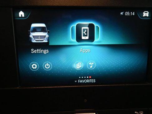 Used 2024 Mercedes-Benz Sprinter 2500 w/ Acoustic Package image 15