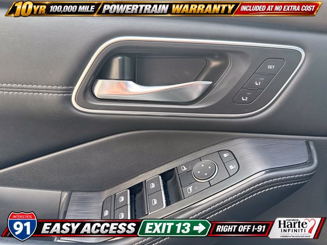 Used 2023 Nissan Rogue Platinum w/ Platinum Premium Package AWD/4WD image 22
