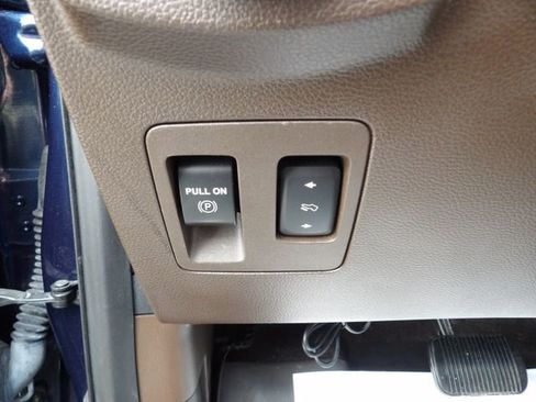 Certified 2020 Ford F150 King Ranch w/ Equipment Group 601A Luxury image 31